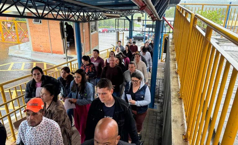 Funtef-PR aplica provas do concurso público