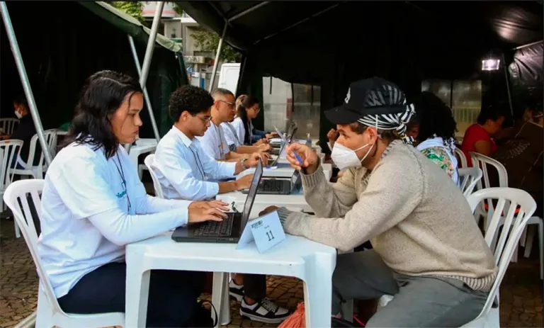 Cartórios de todo o Brasil fazem mutirão de registro civil esta semana