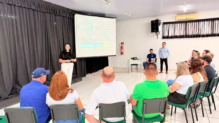 Prefeitura amplia parceria com Sesi/Senai em DV