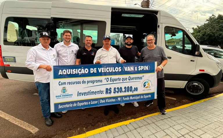 Secretaria de Esportes recebe veículos em Dois Vizinhos